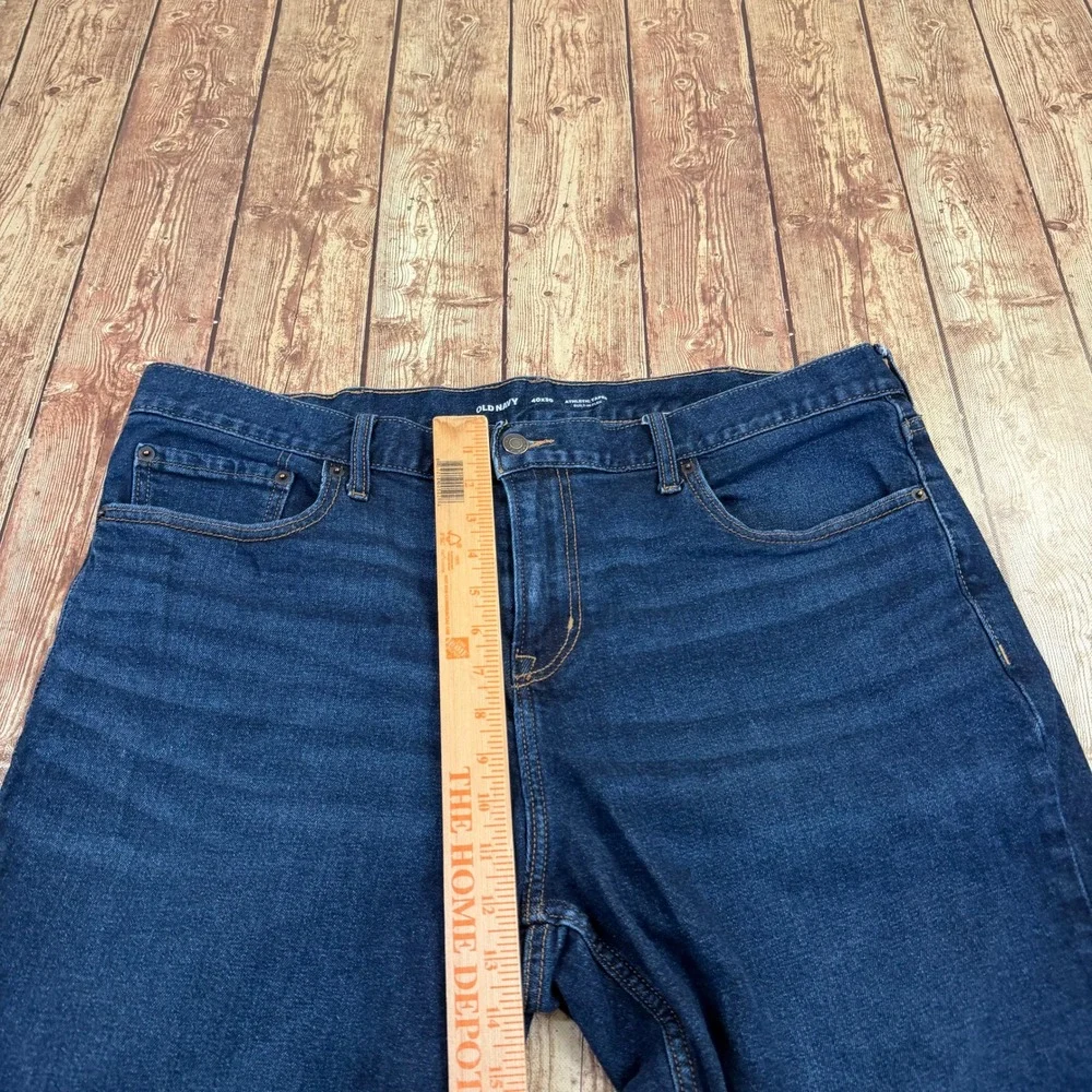 Old Navy Athletic Taper Jeans Mens 40x30 Blue Built In Flex Stretch Denim